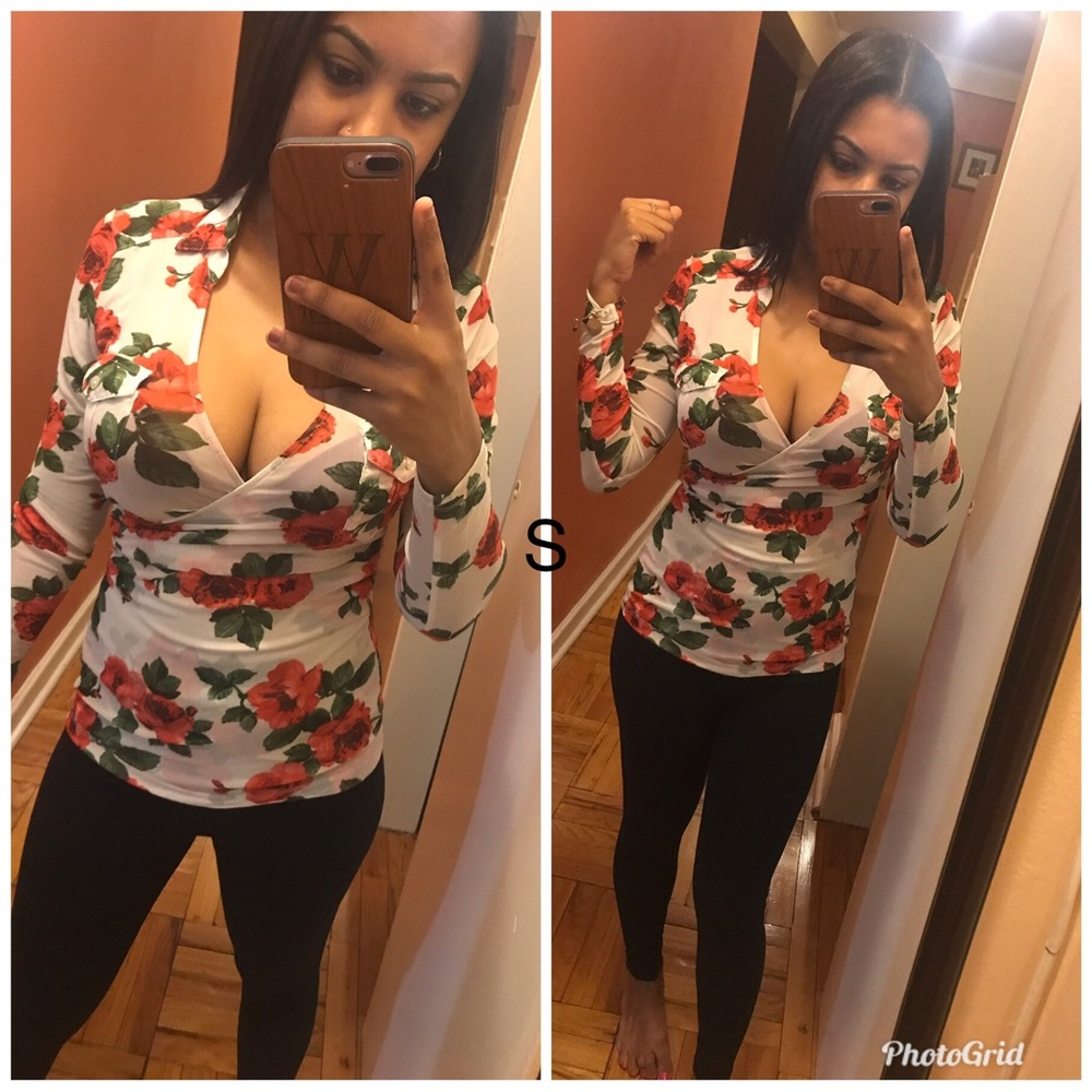 Floral mesh blouse small